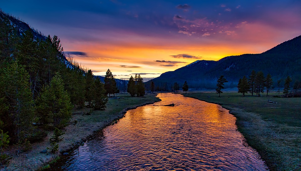 yellowstone-national-park